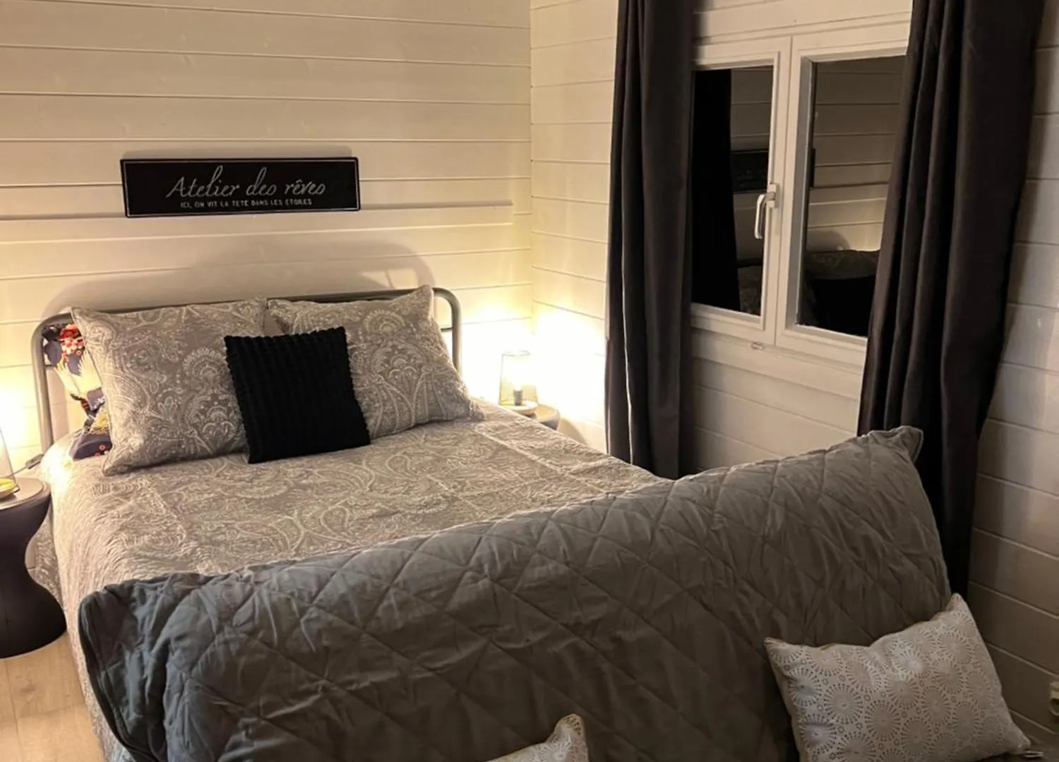 ** Couette-café Le Mas Rescator Vence France